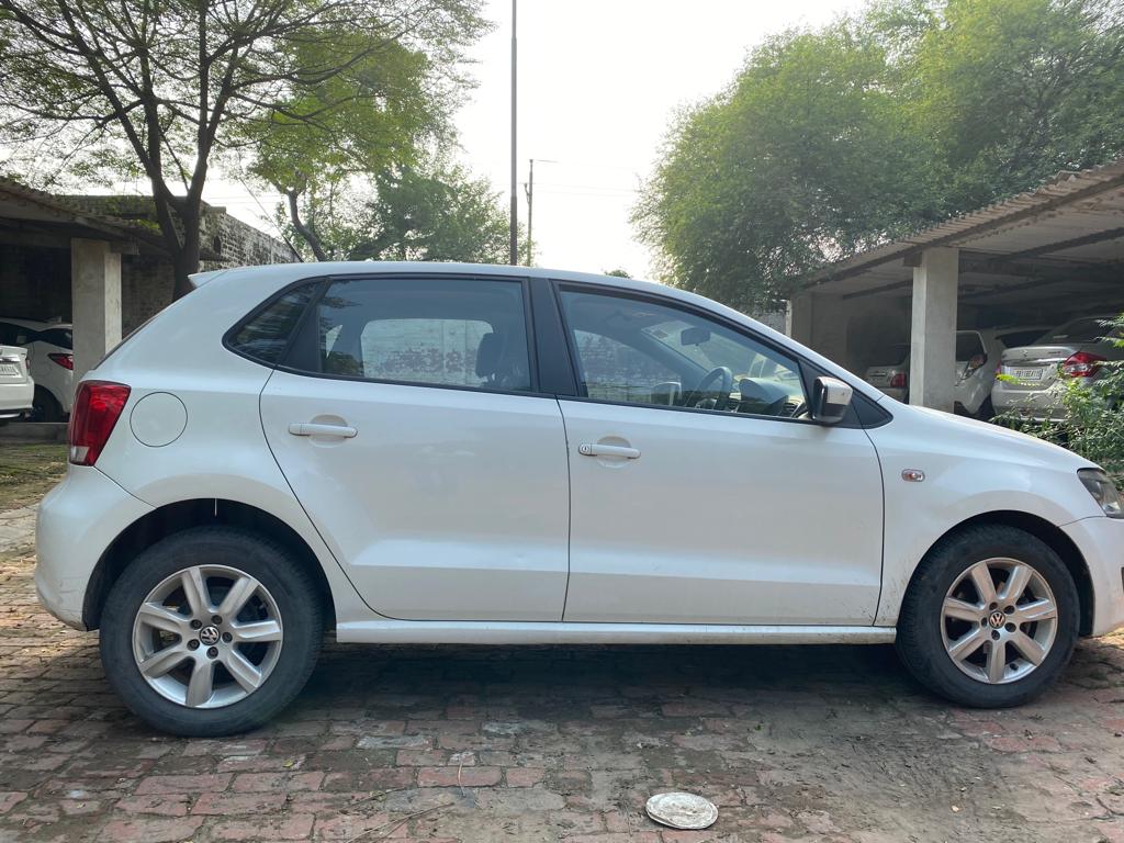 Volkswagen Polo(2012-2014) Highline 1.2l P